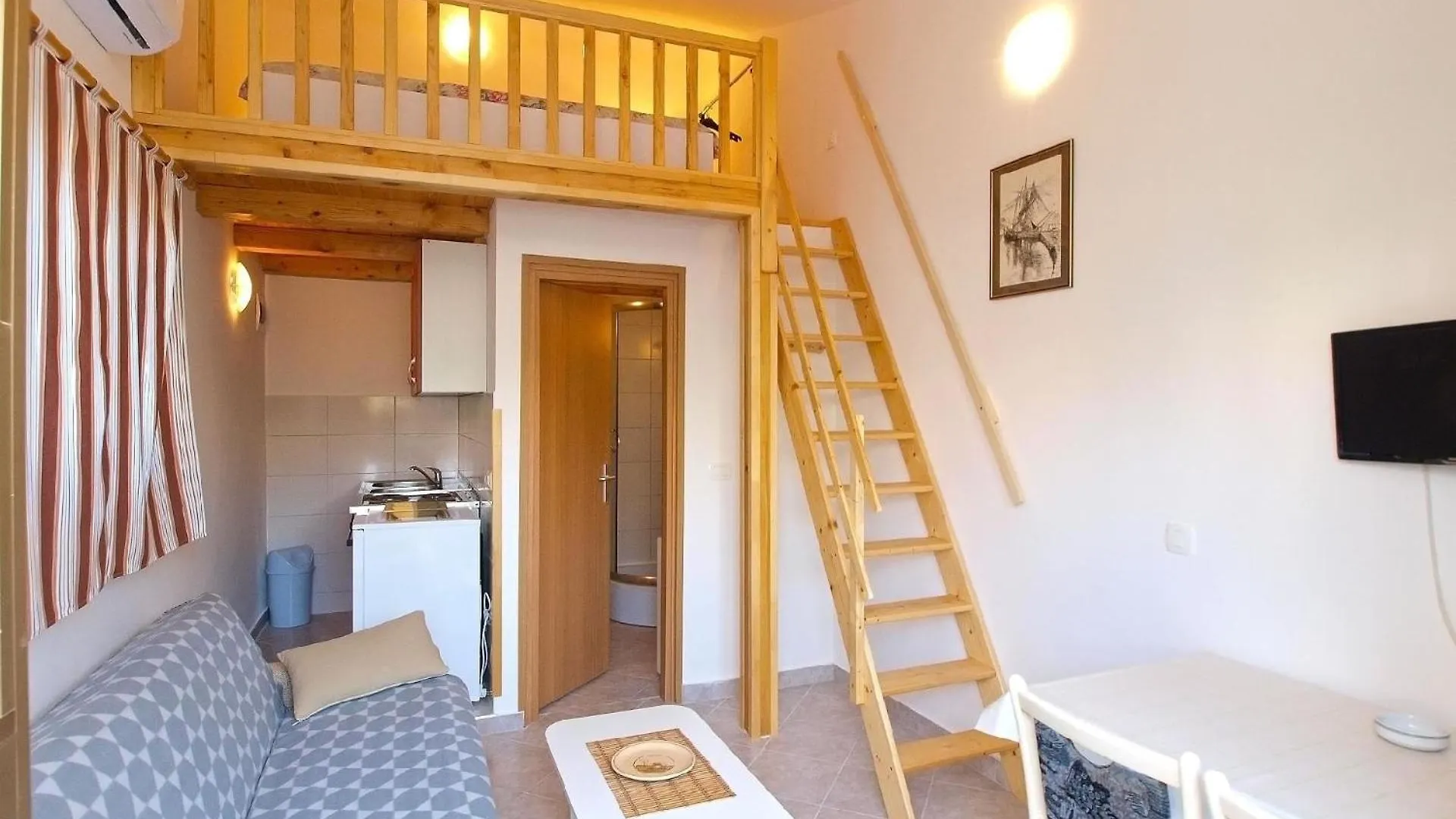 Ferienwohnung Fuer 3 Personen Ca 22 Qm In Pula-Fondole, Istrien Istrische Riviera Štinjan Apartamento